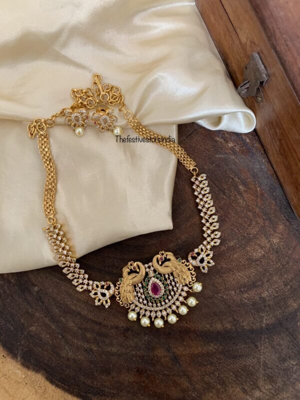 AD navilu choker cum necklace set