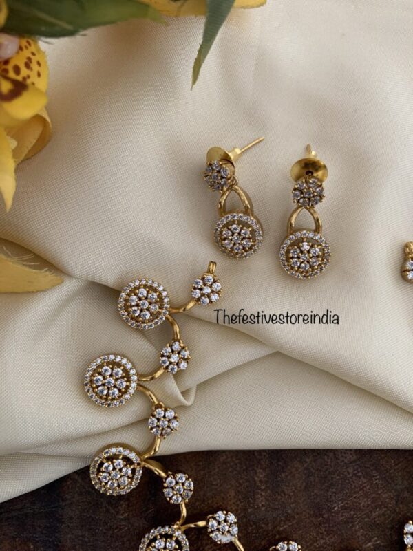 Classy diamonds