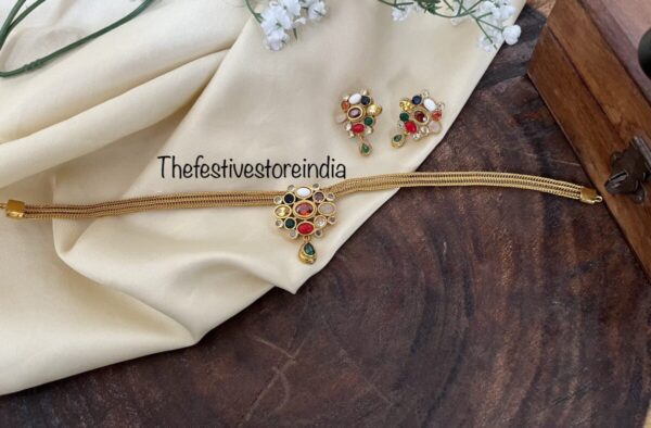 Navarathna pendant choker/necklace set