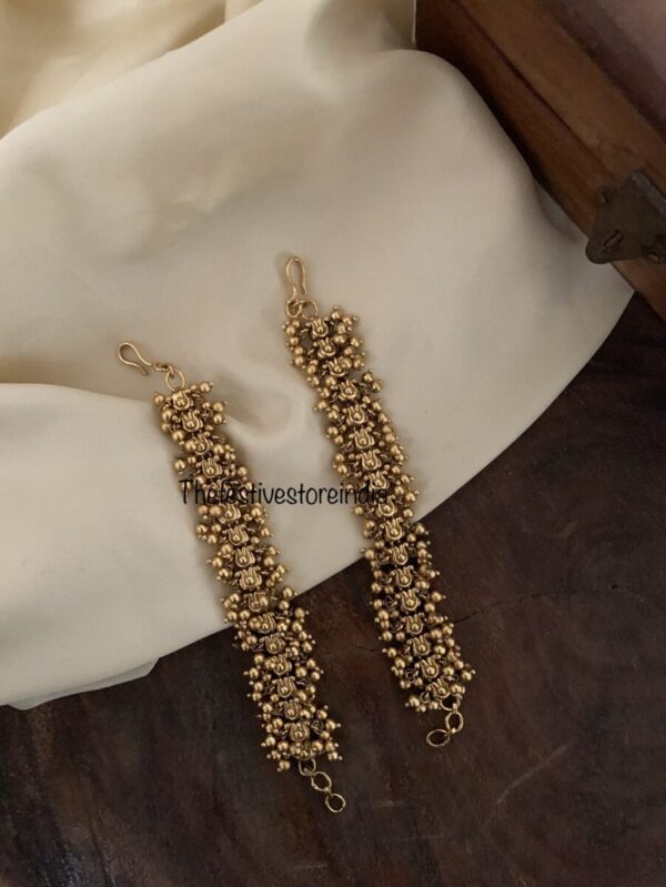 Gold straight maati