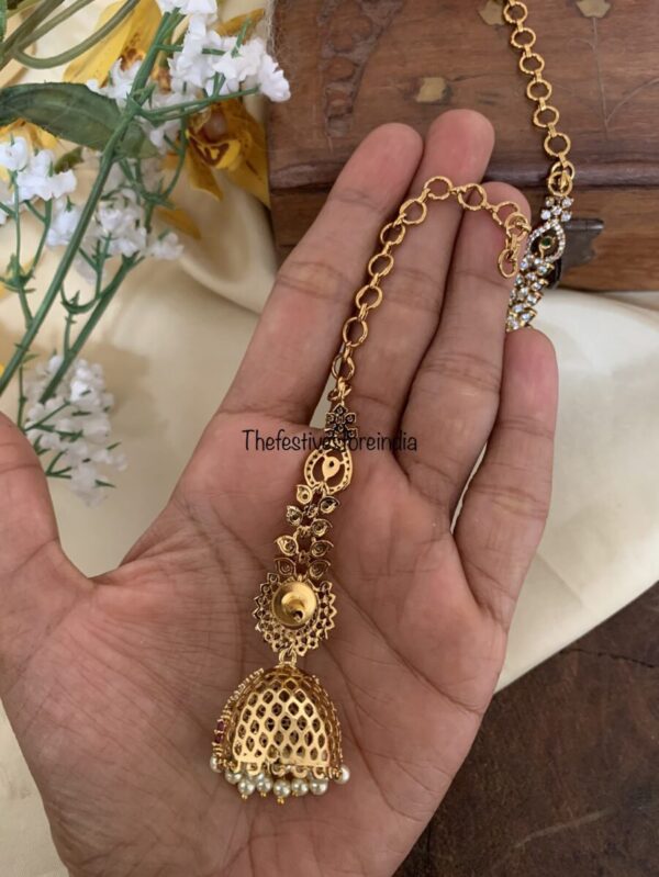 Bridal jhumkas with maati