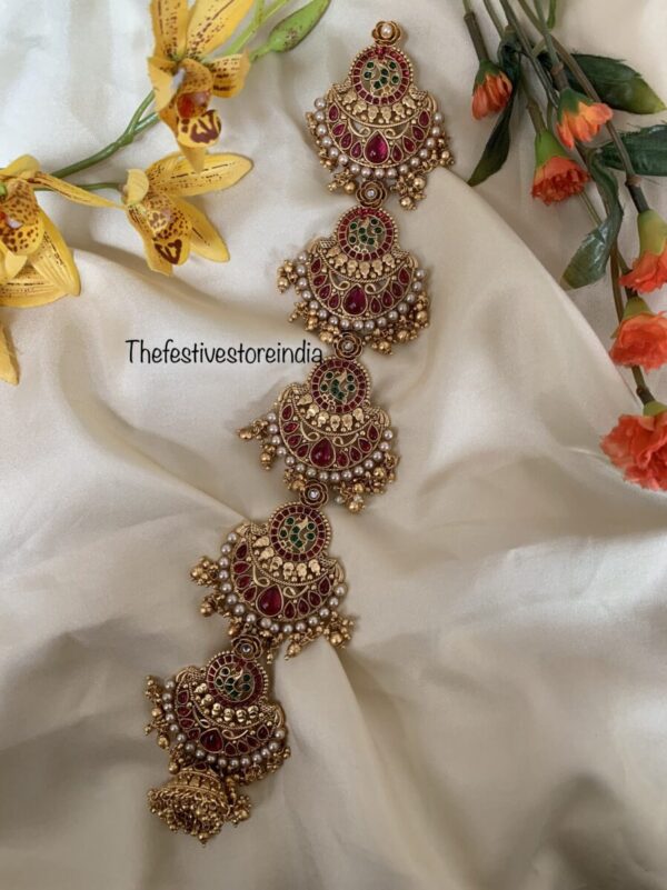 Chaand chort hair accessory
