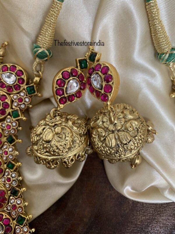 Mid Length mango haaaram set