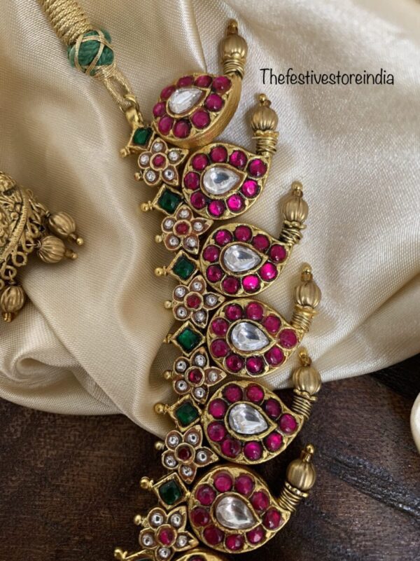 Mid Length mango haaaram set
