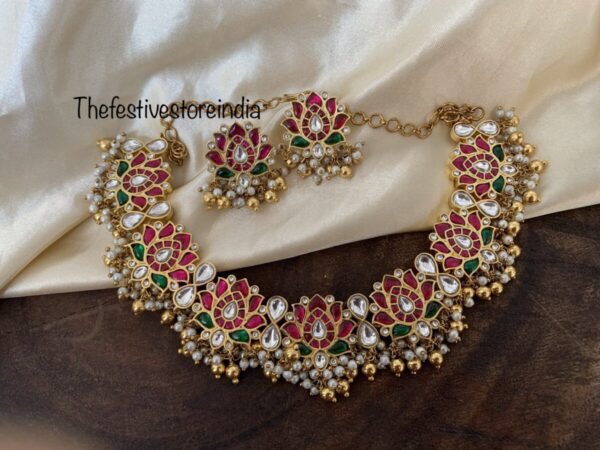 Jadau lotus necklace set