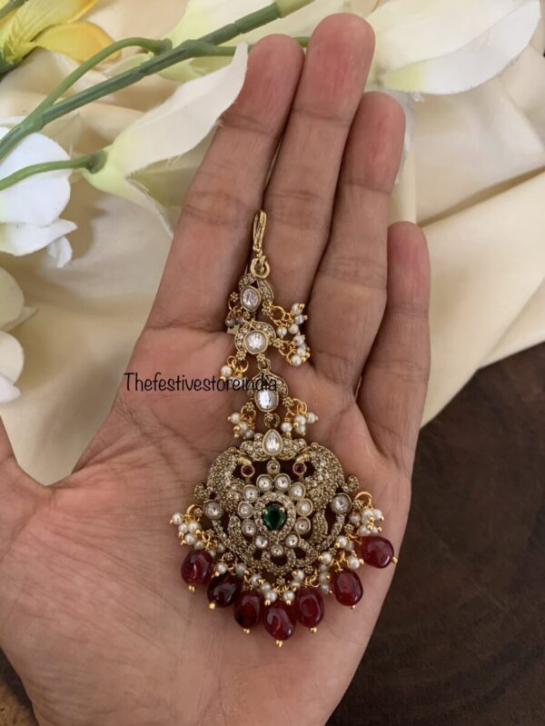Victorian maroon drops tikka