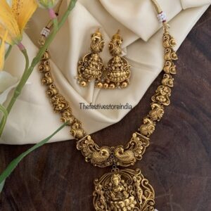 V2 of antique lakshmi short set