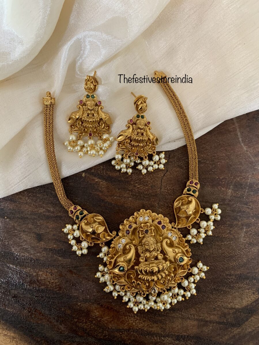 Lakshmi Ambaari necklace set