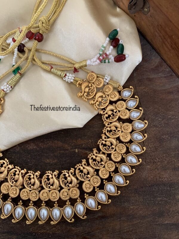 Combo set with 2 necklaces and 2 pairs of earrings