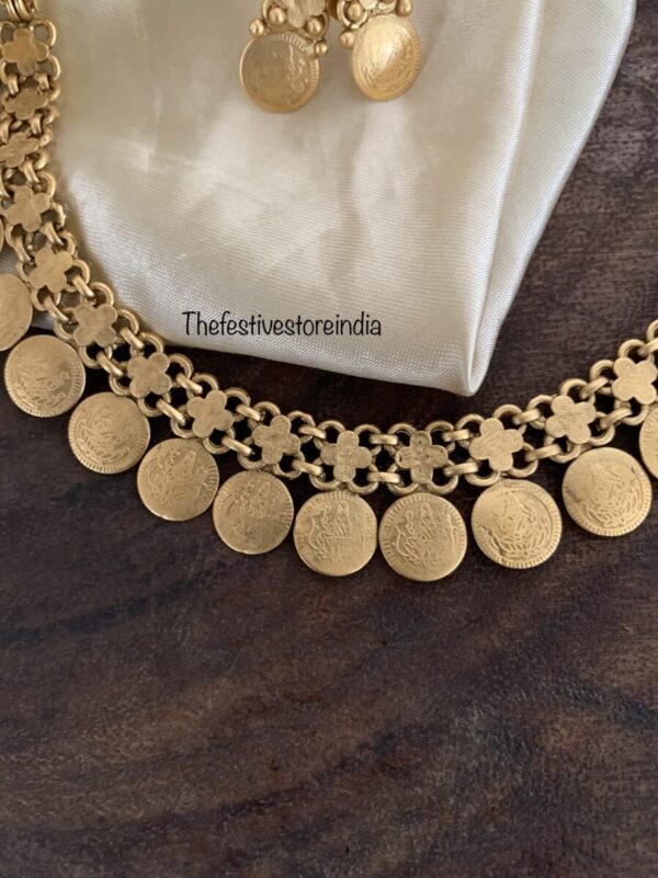 Dull gold Lakshmi kaasu necklace set