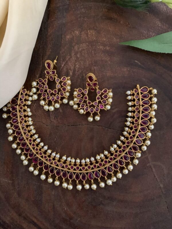 An all Kemp pearls set