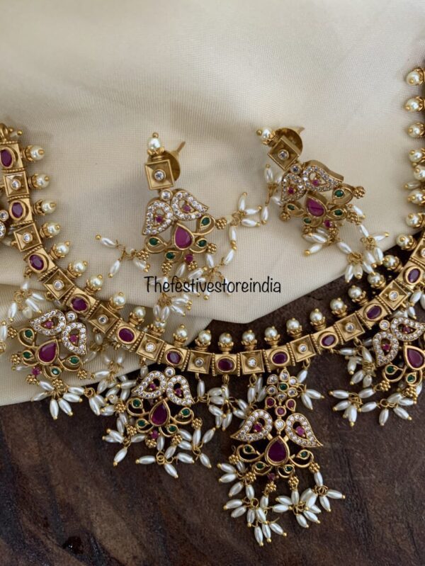 Non idol rice pearls Guttapusalu necklace set