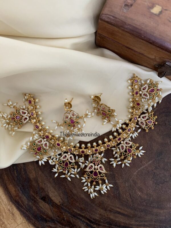 Non idol rice pearls Guttapusalu necklace set