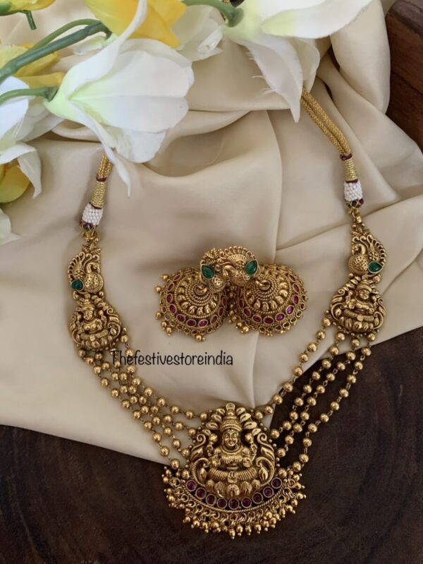 Layered Lakshmi