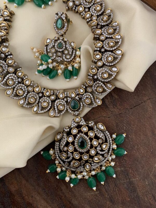 Victorian Maanga set