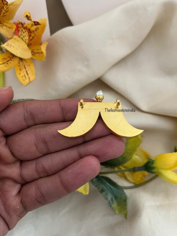 Kundan jadau Huli uguru with chain (Unisex jewelry)