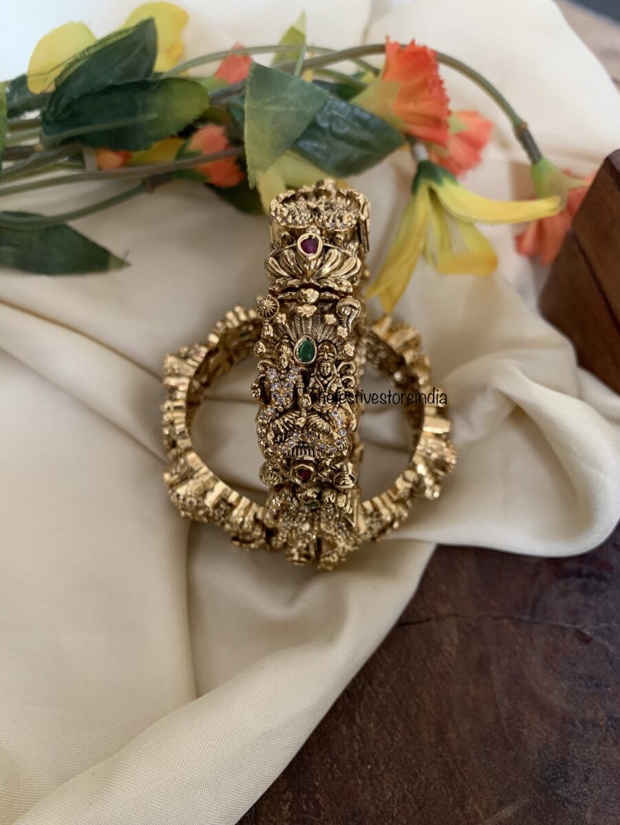 Openable idol kada - set of 2