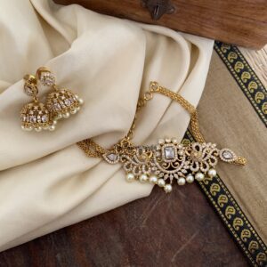 Peacock AD choker