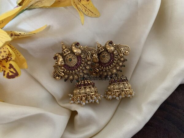 Kemp lakshmi navilu jhumkas