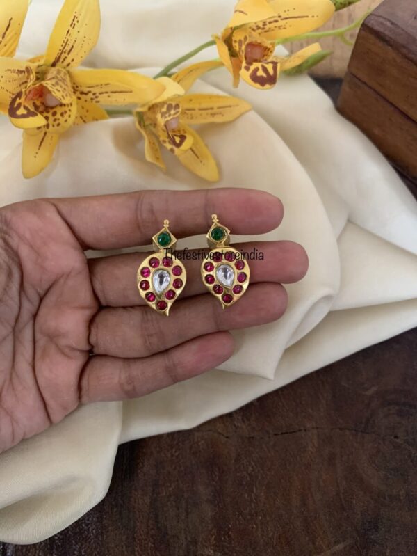 Jadau maanga studs