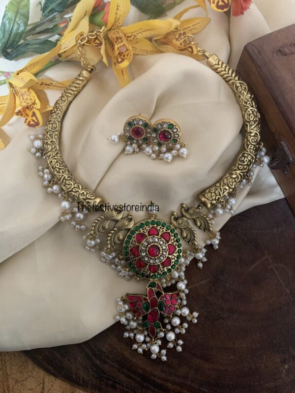 Jadau Raagata kanti set