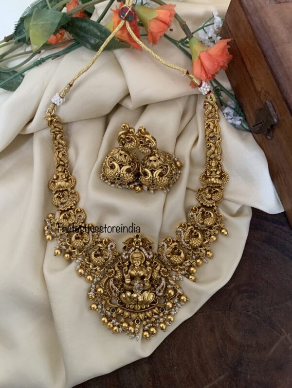 Lakshmi gold beads set