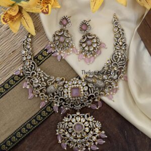 Victorian pink necklace set
