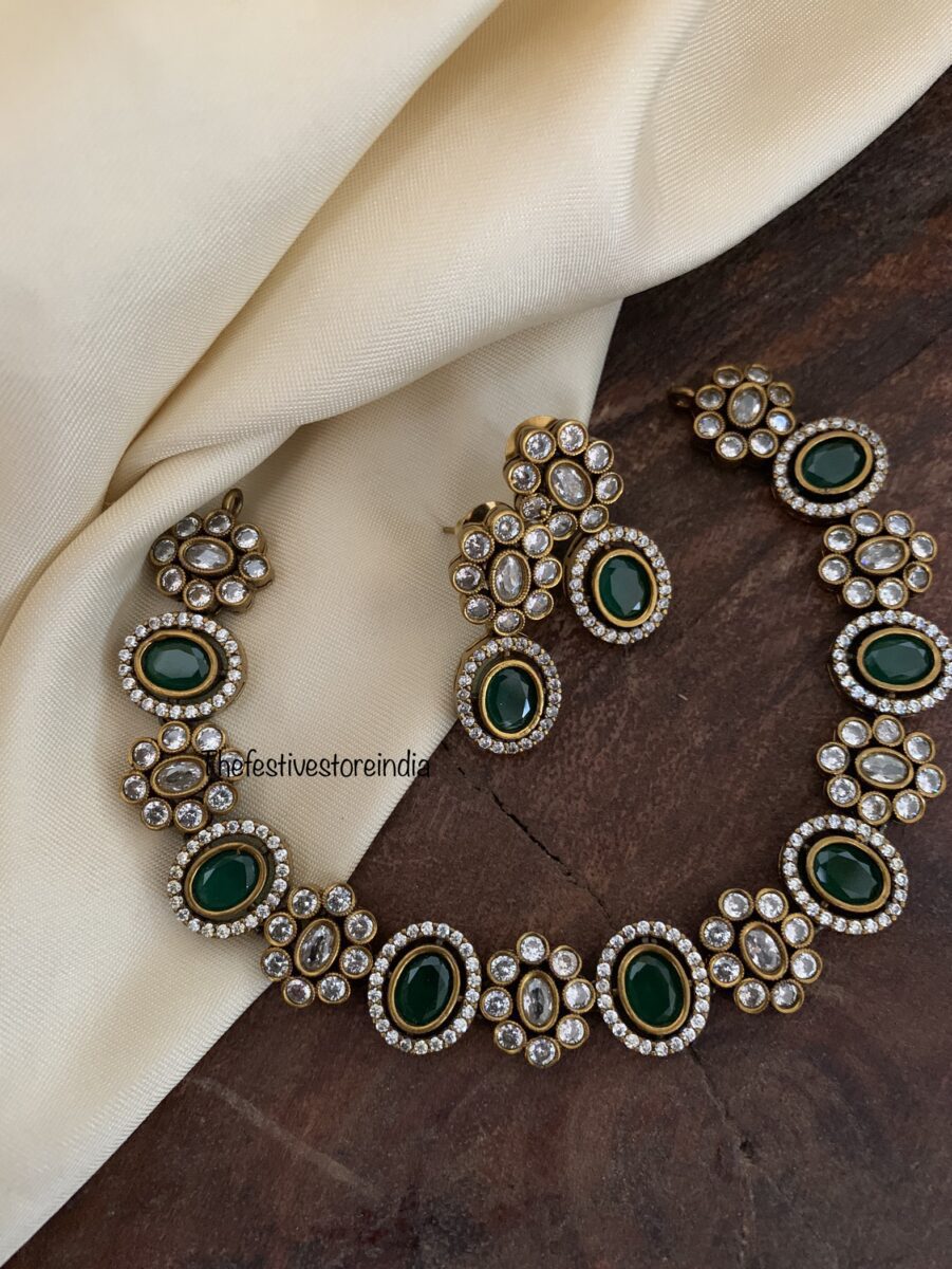 Victorian minimalist floral set – Green