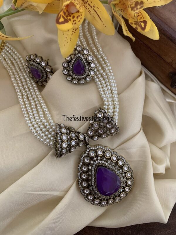 Victorian Purple and pearls necklace set