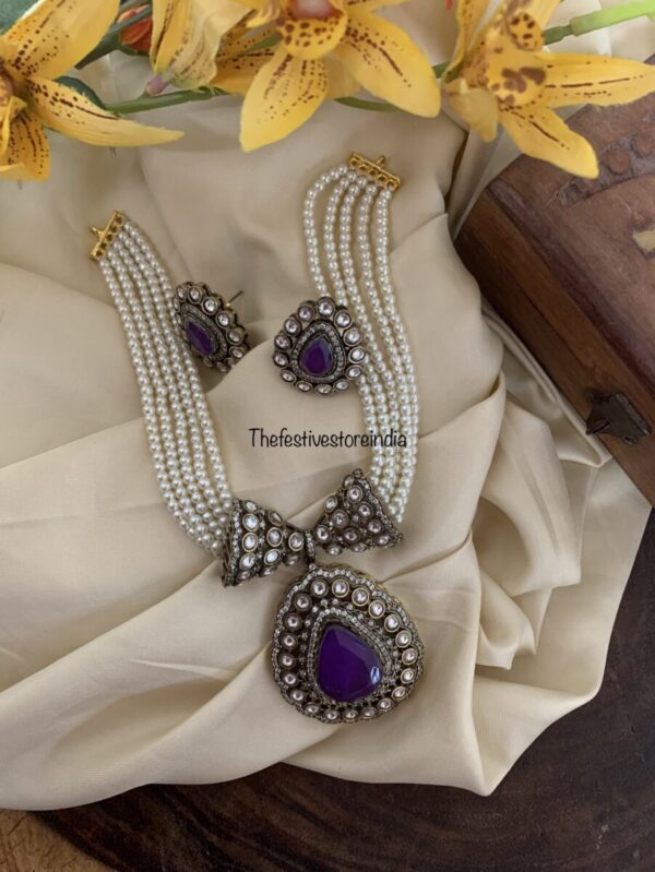 Victorian Purple and pearls necklace set