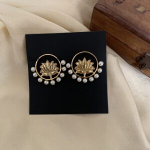 Lotus pearls