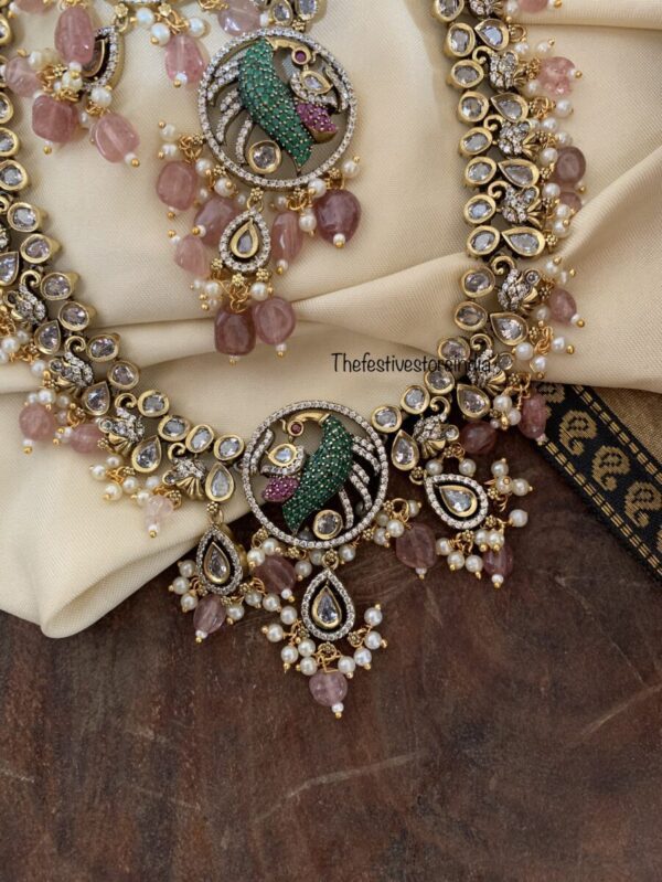 Mauve beads Hamsa Victorian necklace set
