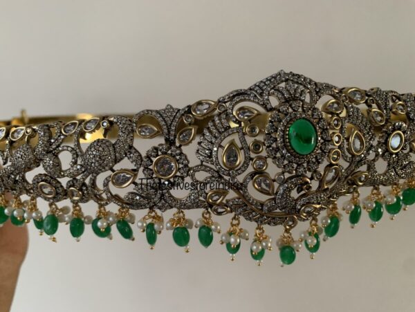 Green drops Victorian hipbelt