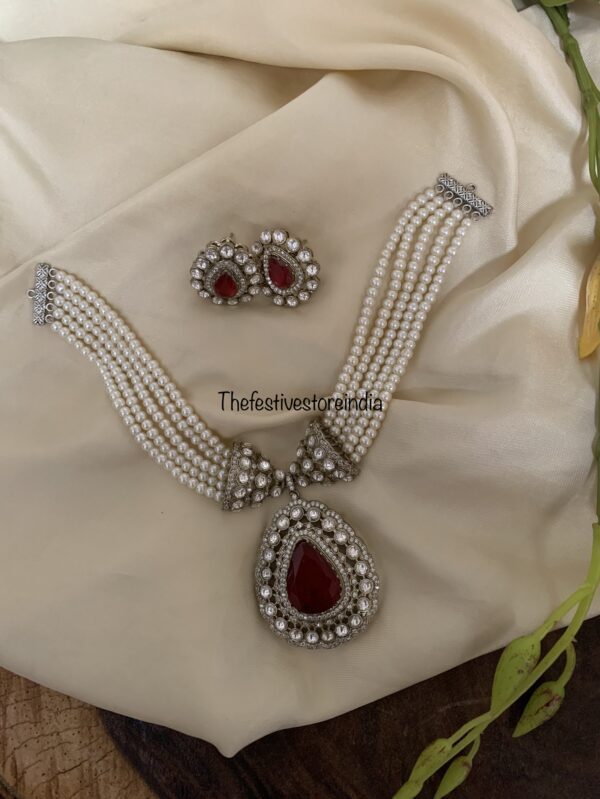 Victorian Maroon / Red and pearls necklace set