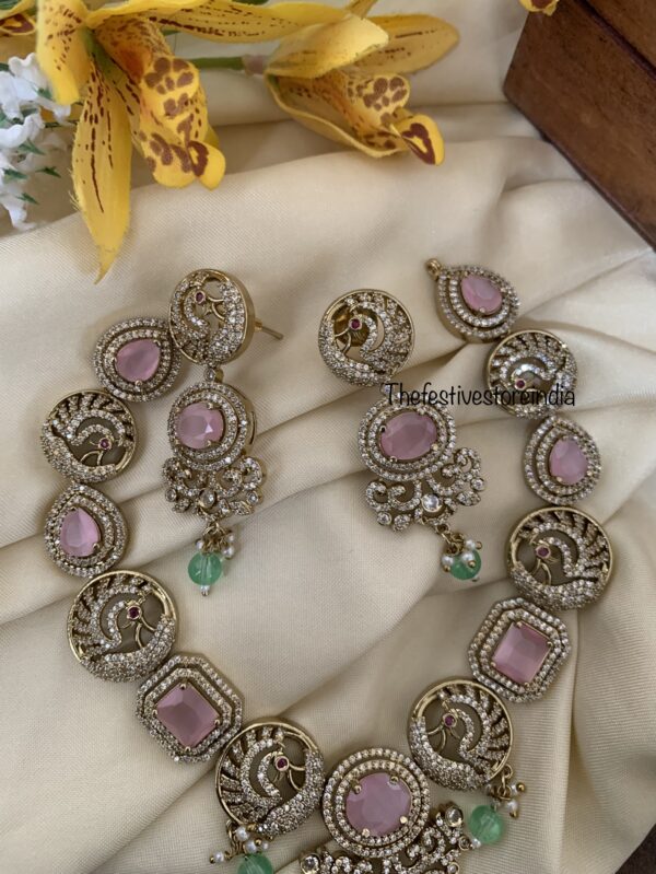 Pink stone Mint drops victorian necklace set