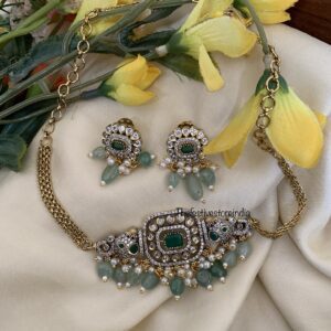 Budgeted green drops victorian choker set