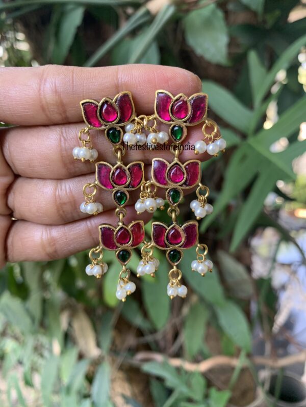 Jadau lotus step earrings