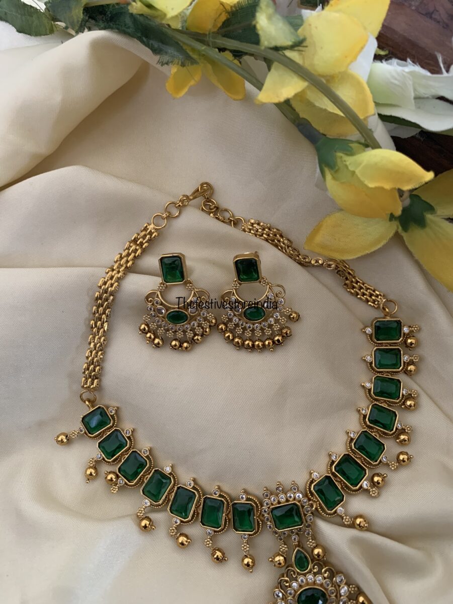 Blocks Emerald/Green attigai set with chandbali