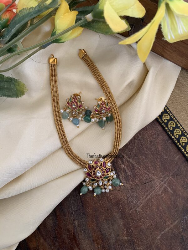 Pastel green drops lotus attigai set