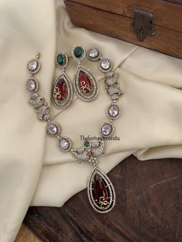 Ruby Victorian Paravaika set