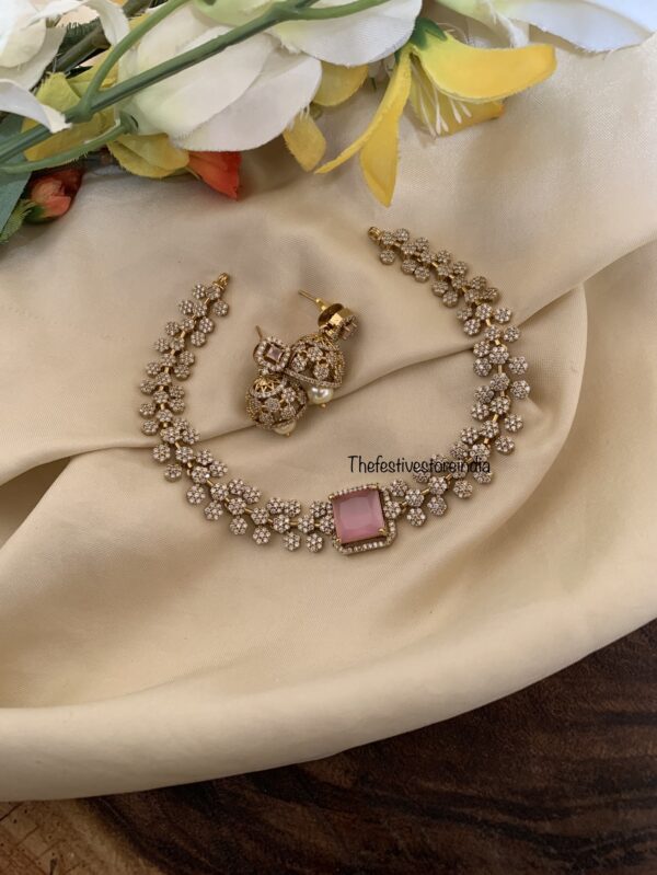 Flexible Pink diamonds choker/necklace set