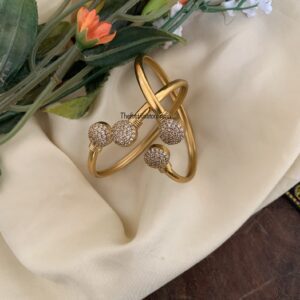 Set of 2 AD round kada ( Free size)