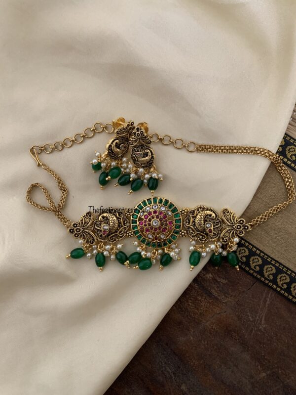 Kemp Navilu choker set