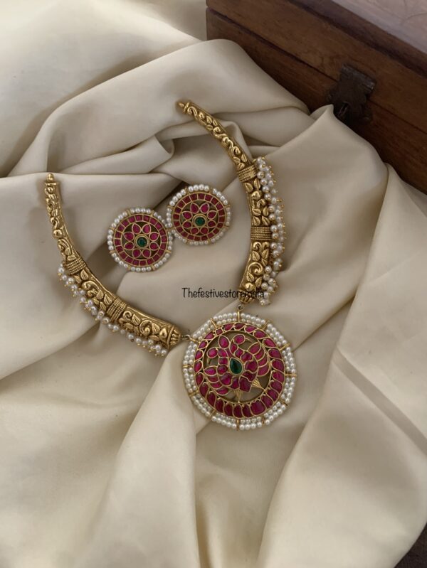 Raagata Jadau kanti set