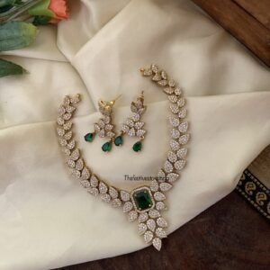 Leafy Emerald stone AD set