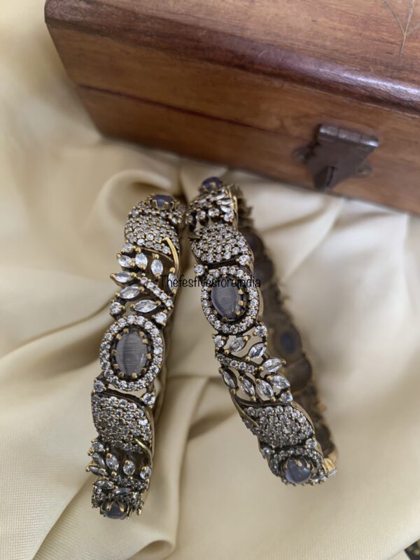 Victorian Grey / Purplish bangles
