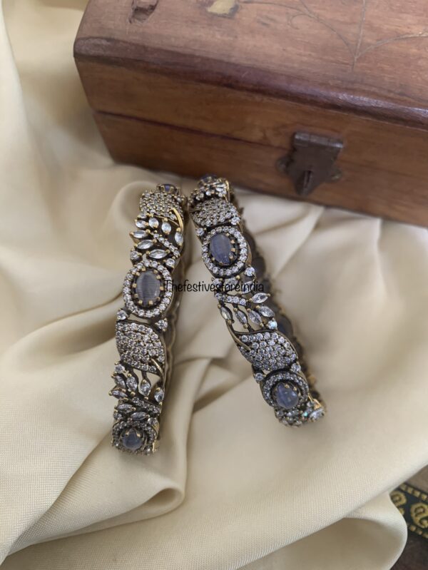 Victorian Grey / Purplish bangles