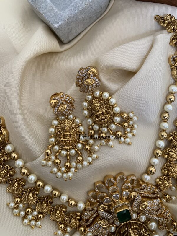 Statement 2 layer lakshmi pearls necklace set