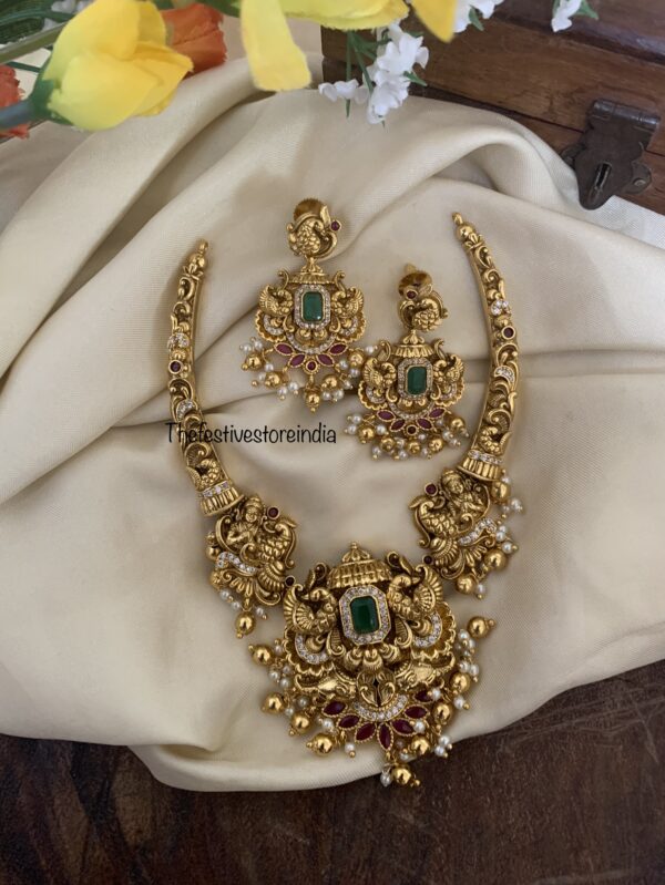 Non idol kanti necklace set