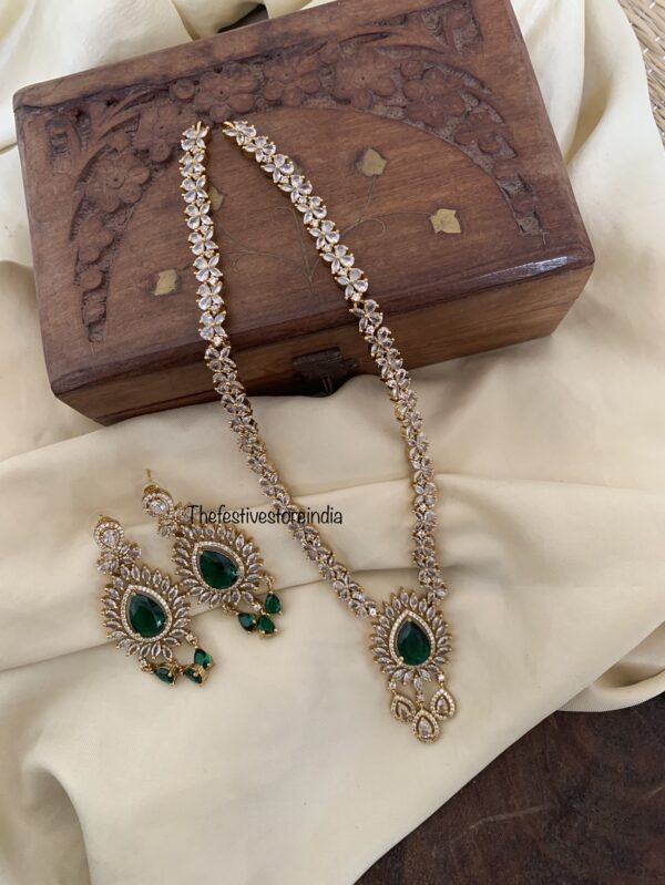 Victorian emerald mid length set